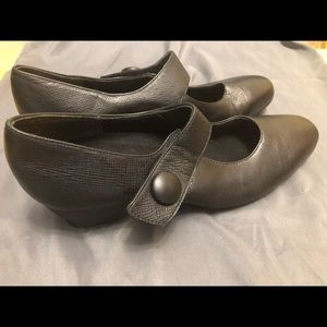 Munro American Women’s Shoe